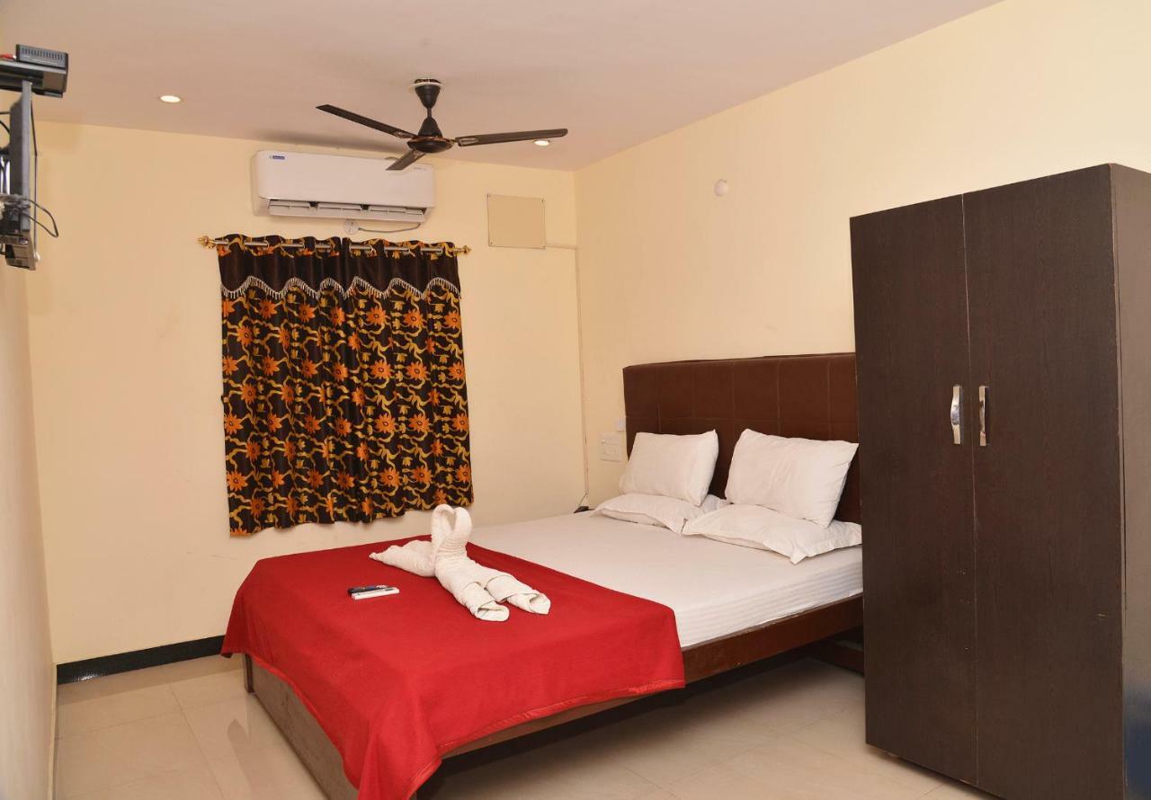 Krish Residency Hotel Maduráj Kültér fotó