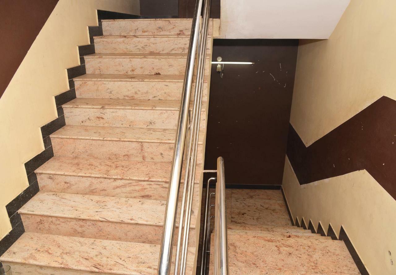 Krish Residency Hotel Maduráj Kültér fotó