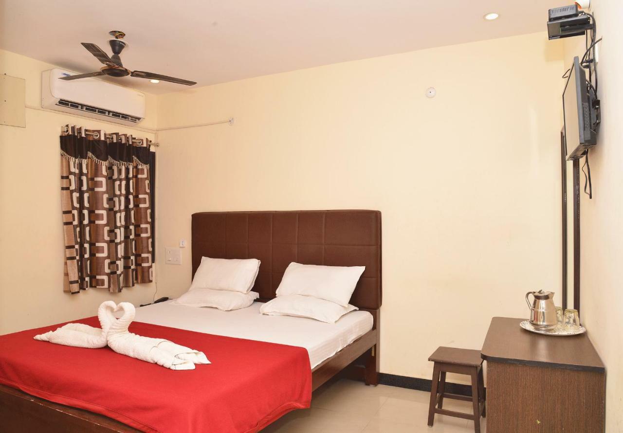 Krish Residency Hotel Maduráj Kültér fotó